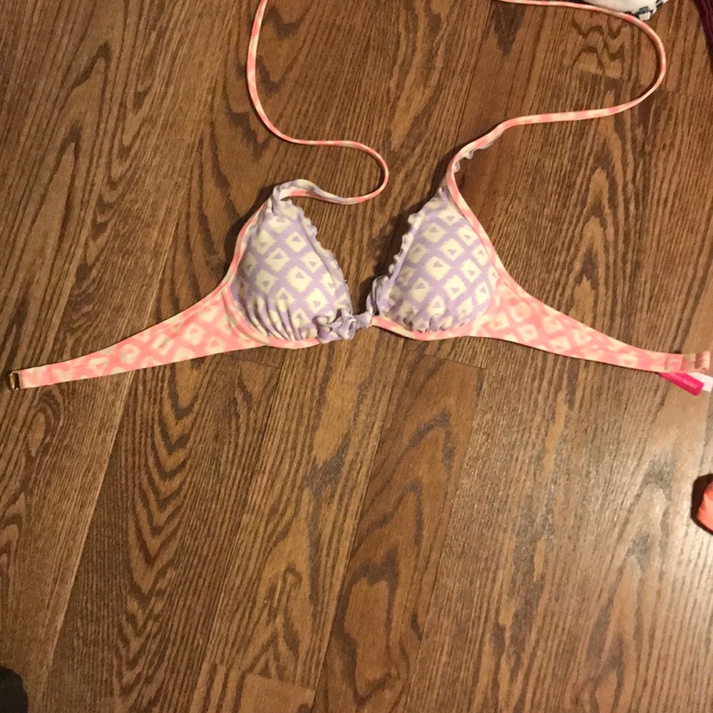 Victoria’s Secret bikini top